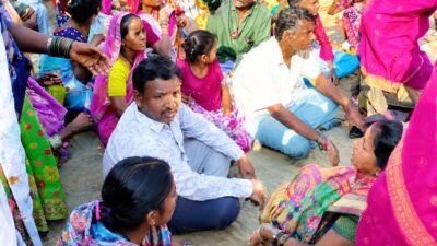 khandbara-generator-accident-young-worker-death-family-protest