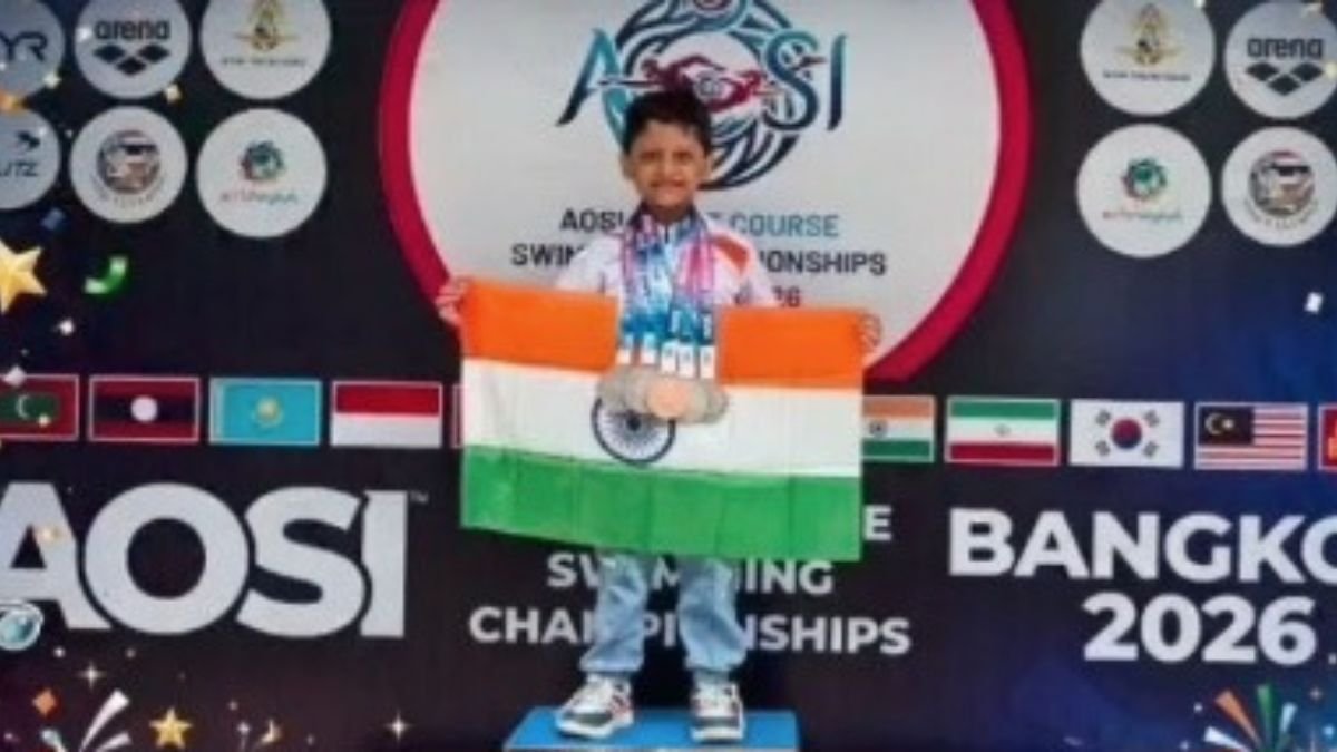 ठाणेकर बाल जलतरणपटू रेयांश खामकर याची एशियन ओपन स्कूल स्विमिंग चॅम्पियनशिप स्पर्धेत चमकदार कामगिरी
