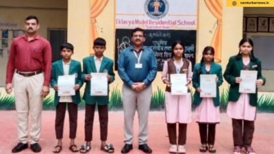 Eklvia Model Residential School Students Participate in Indian Art and Culture